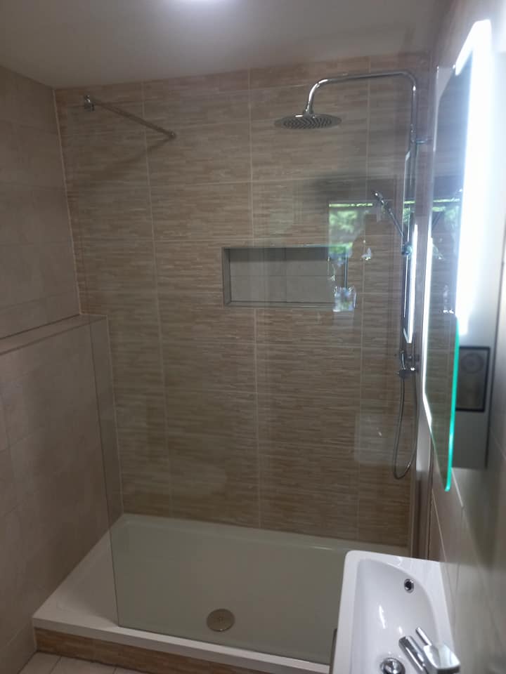 Bath-and-Shower-Combination-Installation